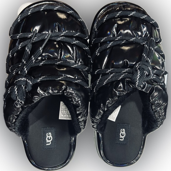 NWOB Ugg SZ 7 black/white Hi Shine Spaceslider. SEE MANUFACTURER’S DESCRIPTION - Picture 3 of 11